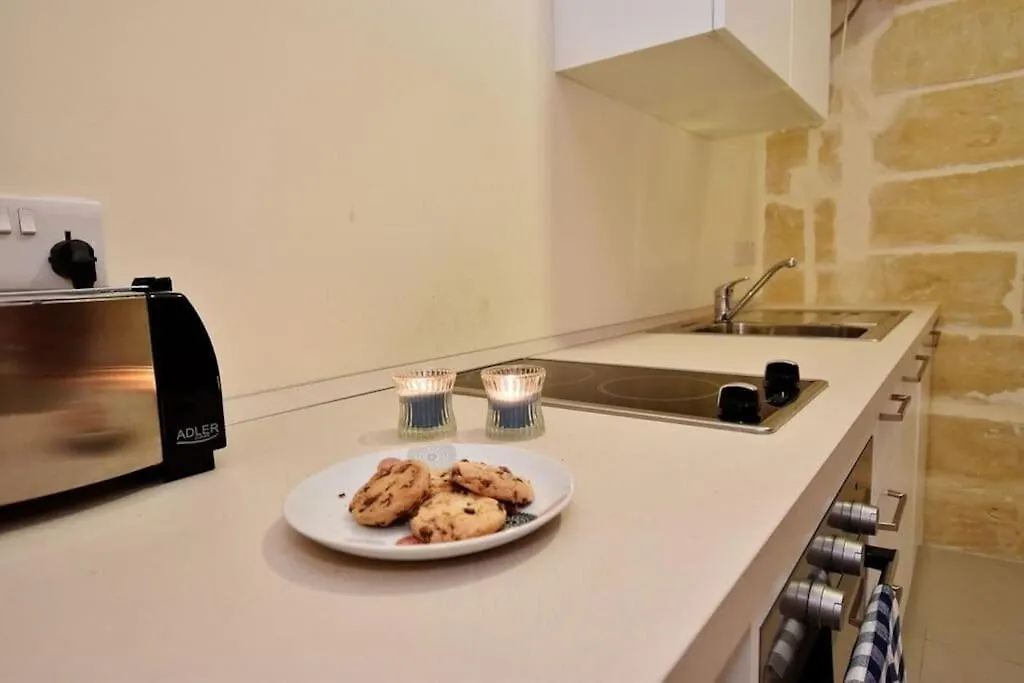 Vallettastay - Lucky Star Studio Apartment 302 Malta